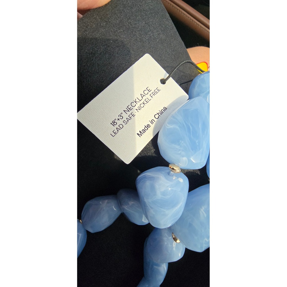 Piper K Blue Marbled Resin Chunky Bead Flower Statement Necklace 18-21 Inch - Picture 4 of 5